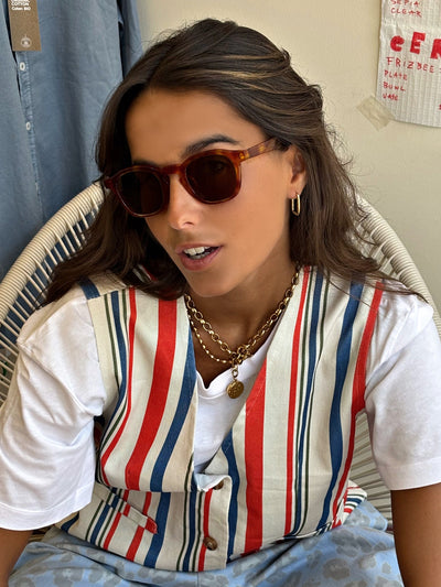 One Breeze Light Turtle Sunglasses