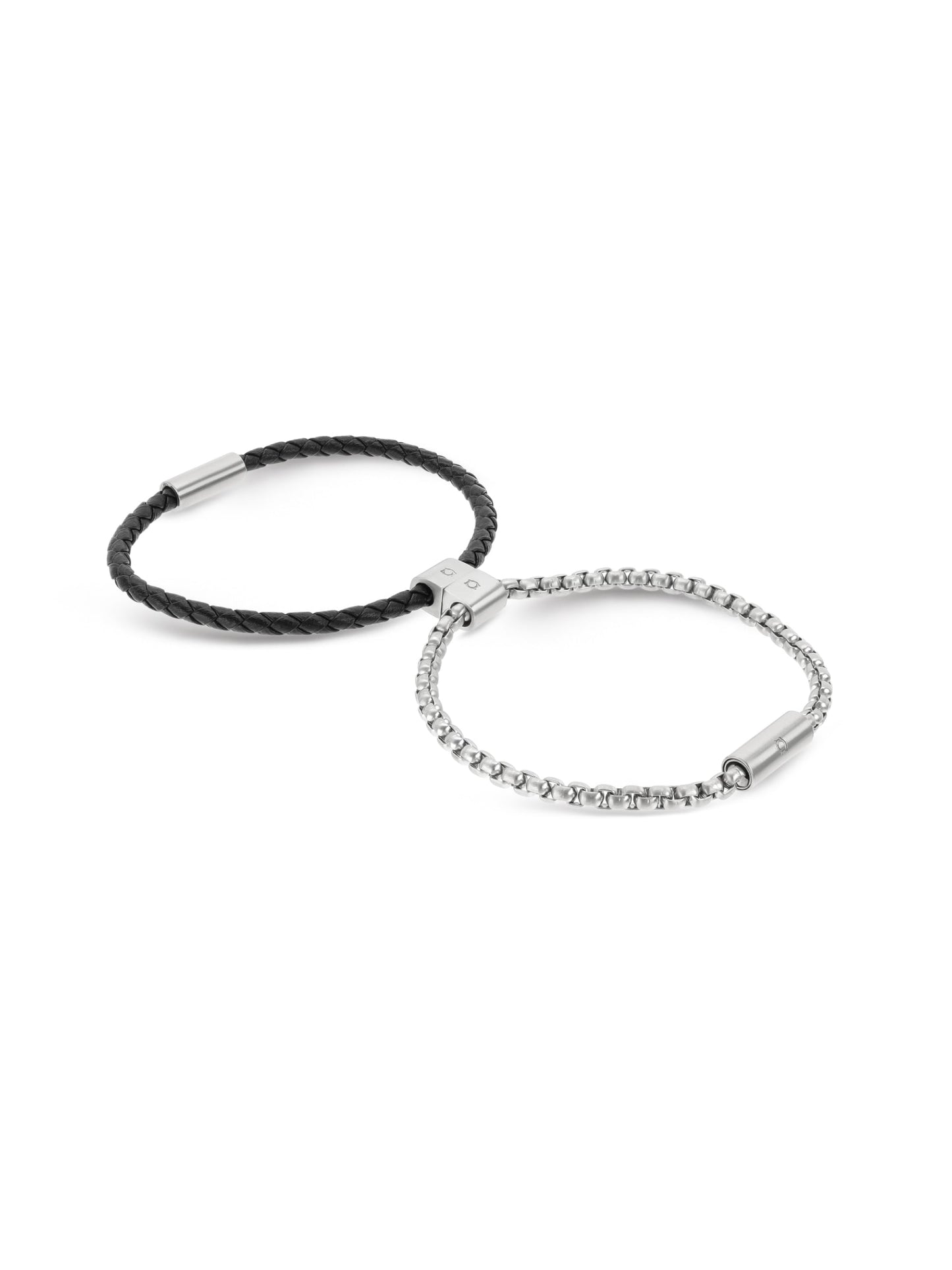 One Men Linkage Bicolor Bracelet
