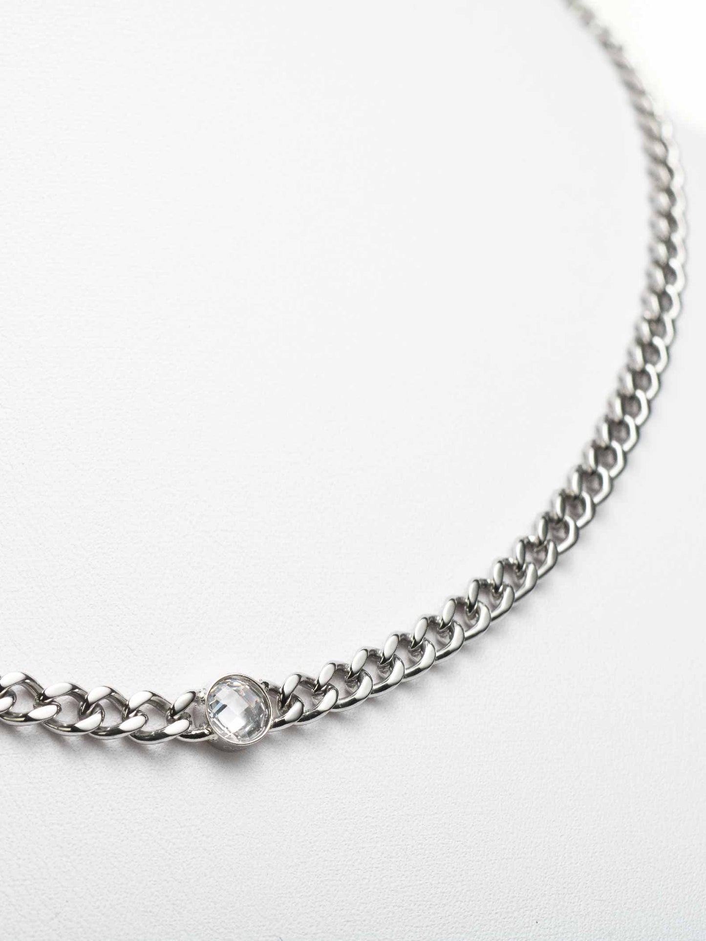 One Neckmess Iconic Necklace