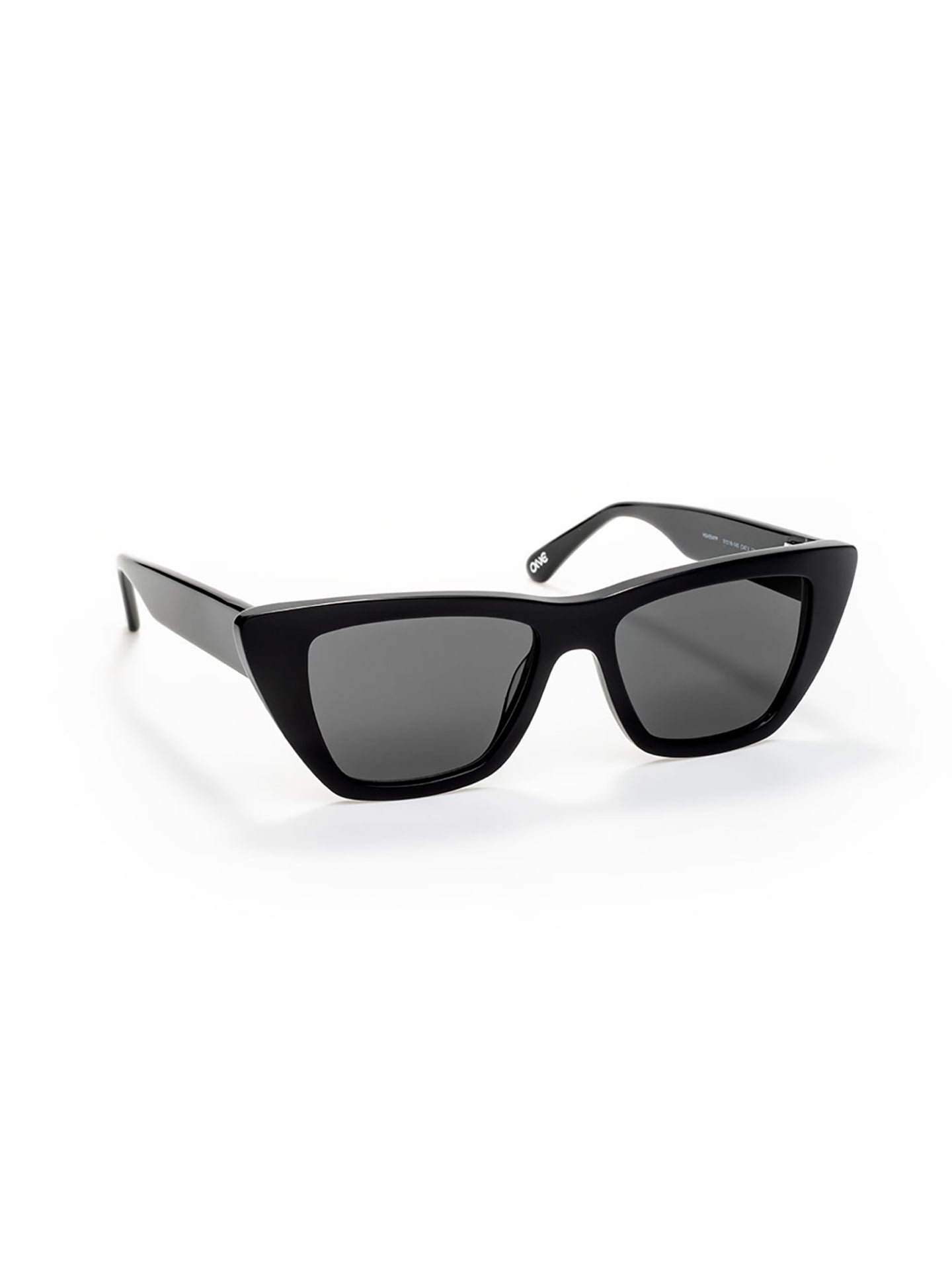 One Flirt Black Sunglasses