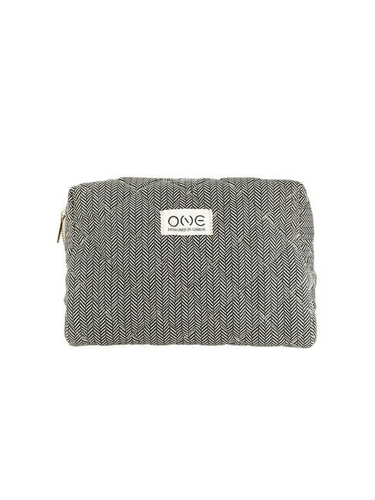 One Tropic Print Necessaire