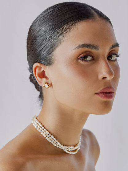 One Margot Pearl Necklace