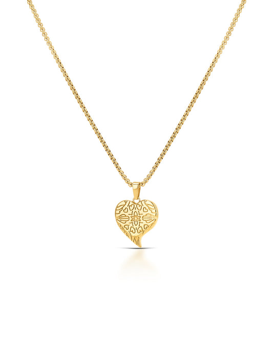One Alma Hearty Necklace