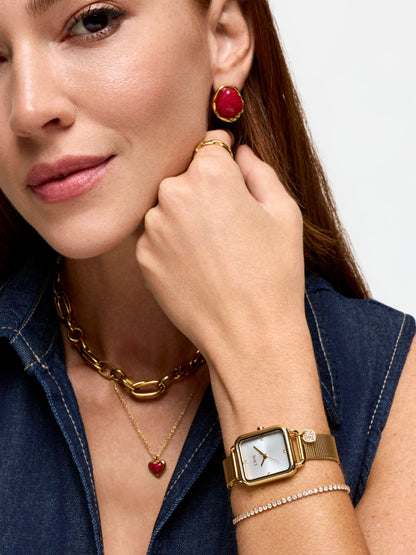 One Refined Gold Bracelet
