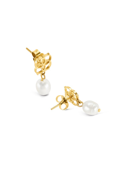 One Iconic Pearl Earrings