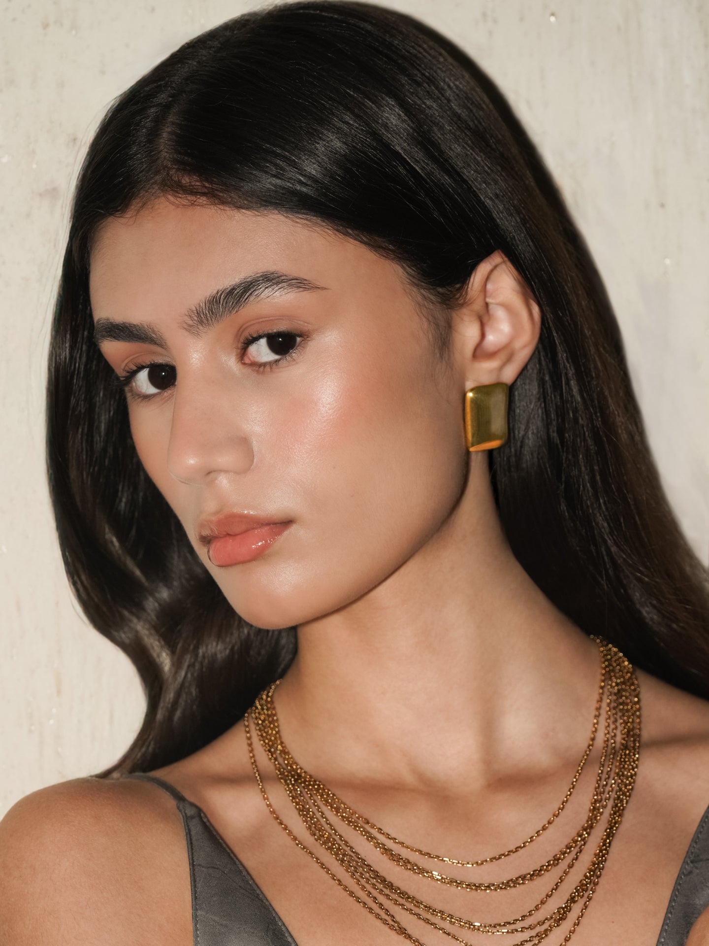 One Imperious Earrings