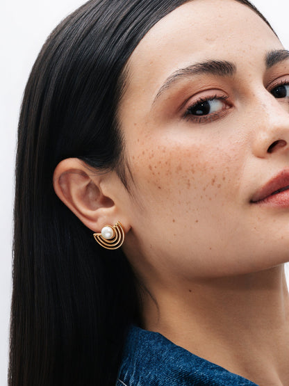 One Earrings Arc