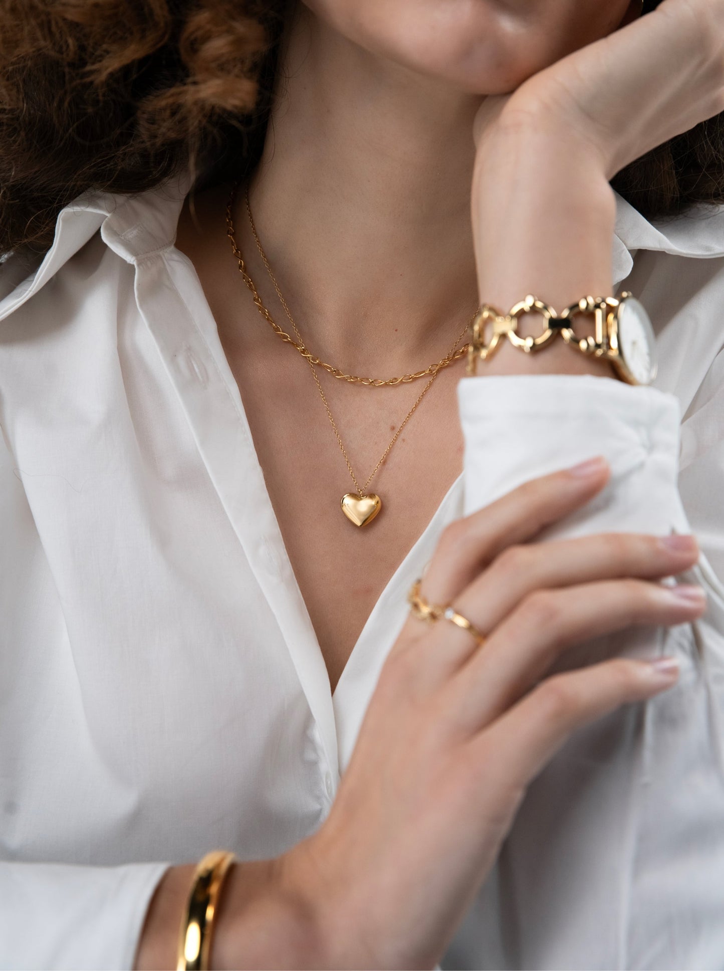 One Infinity Enlace Gold Necklace