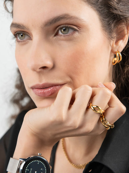 One Infinity Crossed Gold Ring