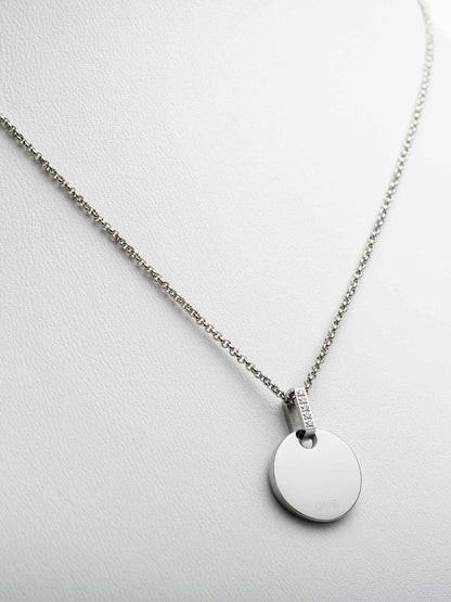 One Neckmess Loyal Necklace