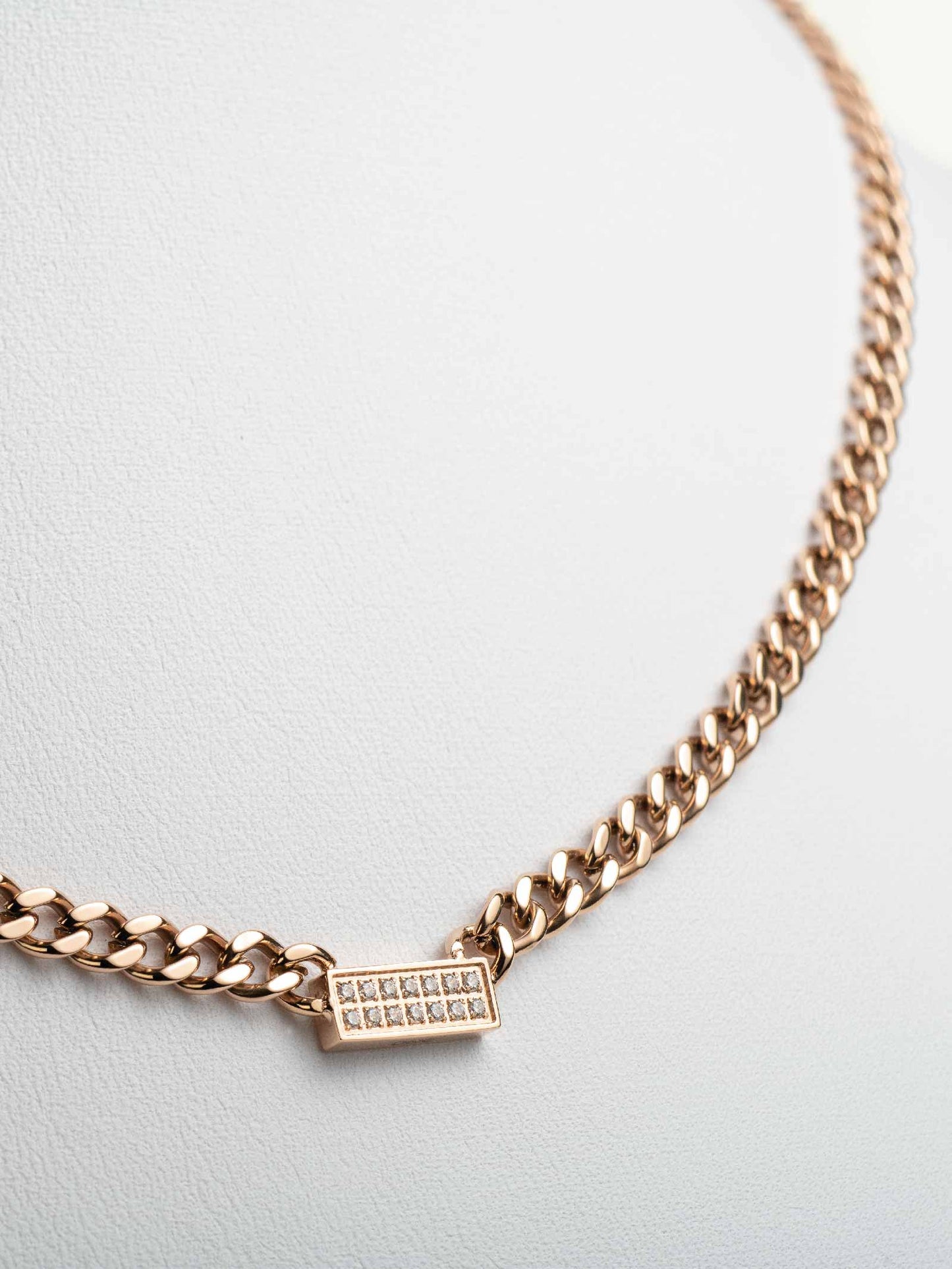 One Neckmess Bright Necklace