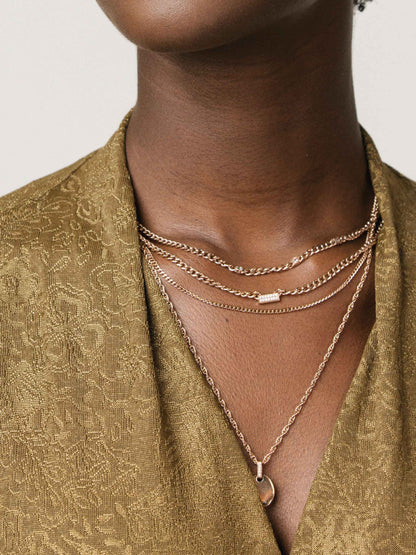 One Neckmess Glam Necklace