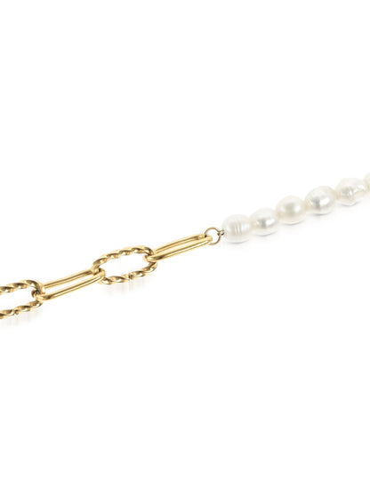 One Neckmess Pearly Necklace