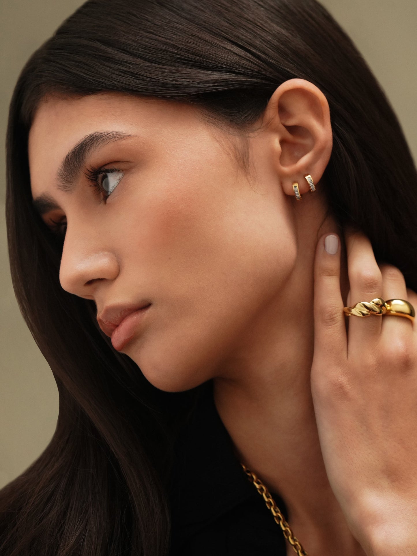 One Shimmer Gold Earring Set