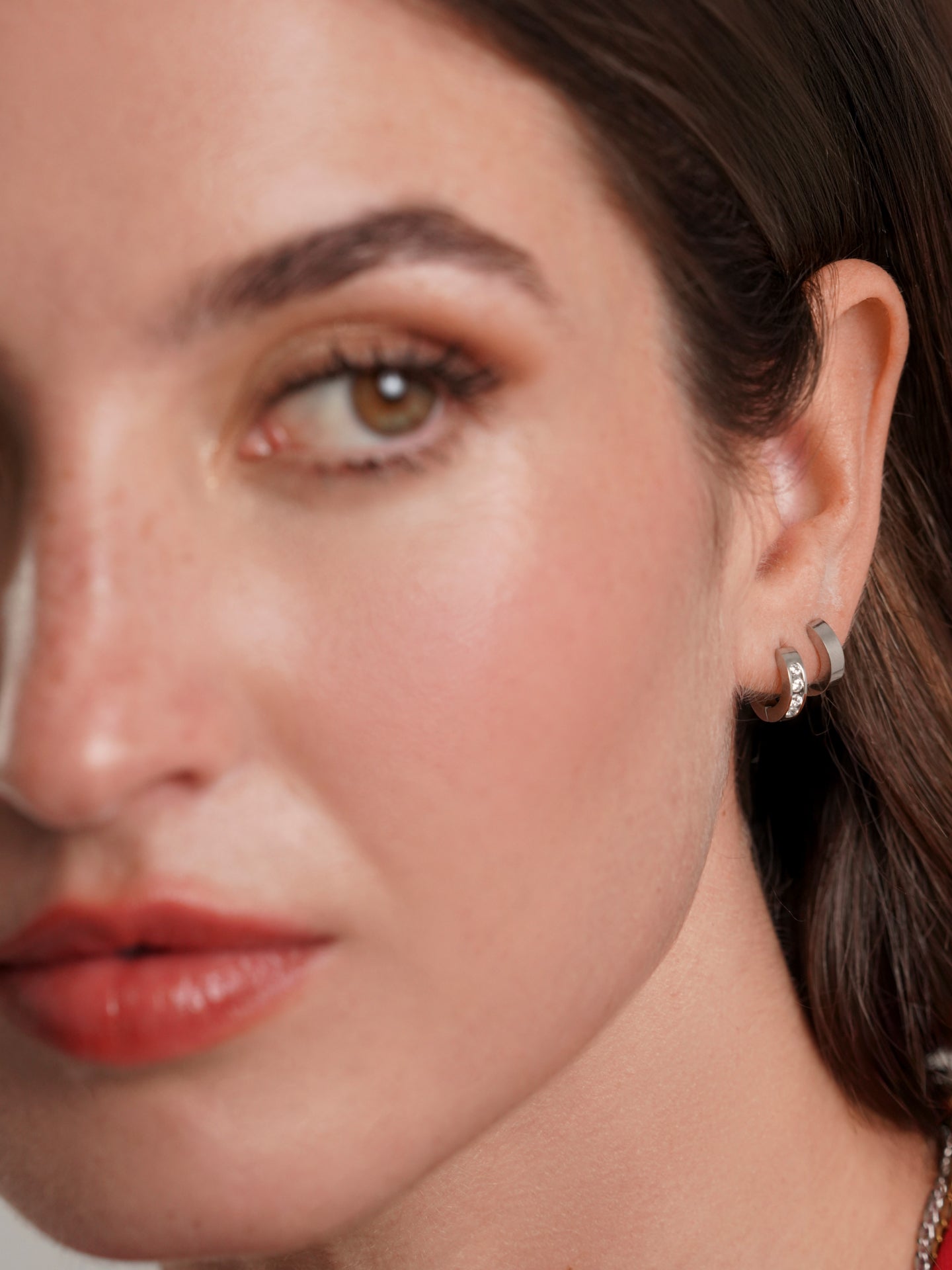 One Shimmer Silver Earring Set