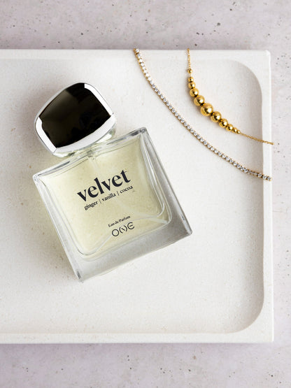 One Velvet Perfume & Bracelet Set