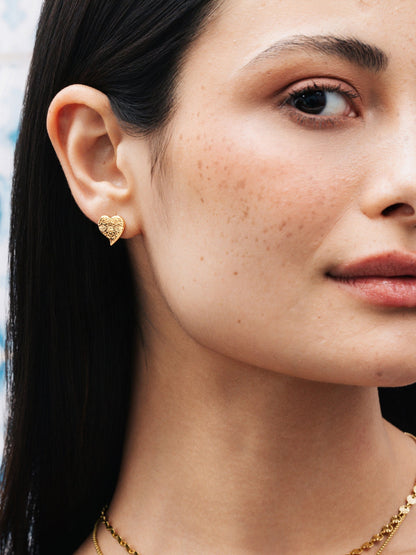 One Alma Hearty Earrings