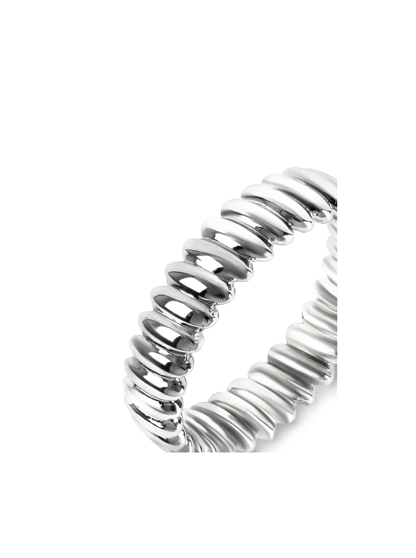 One Twisted Wavy Ring