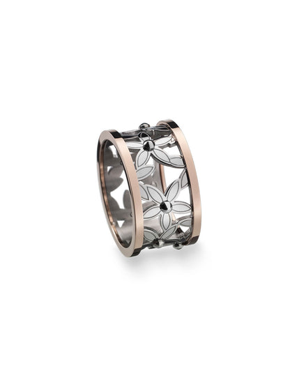 One Urban Flower Ring
