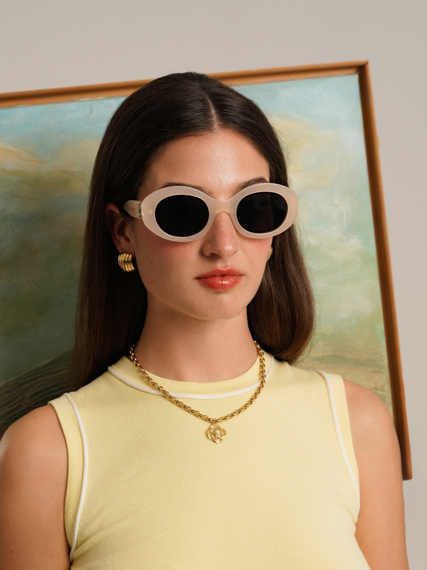 One Dolce White Sunglasses