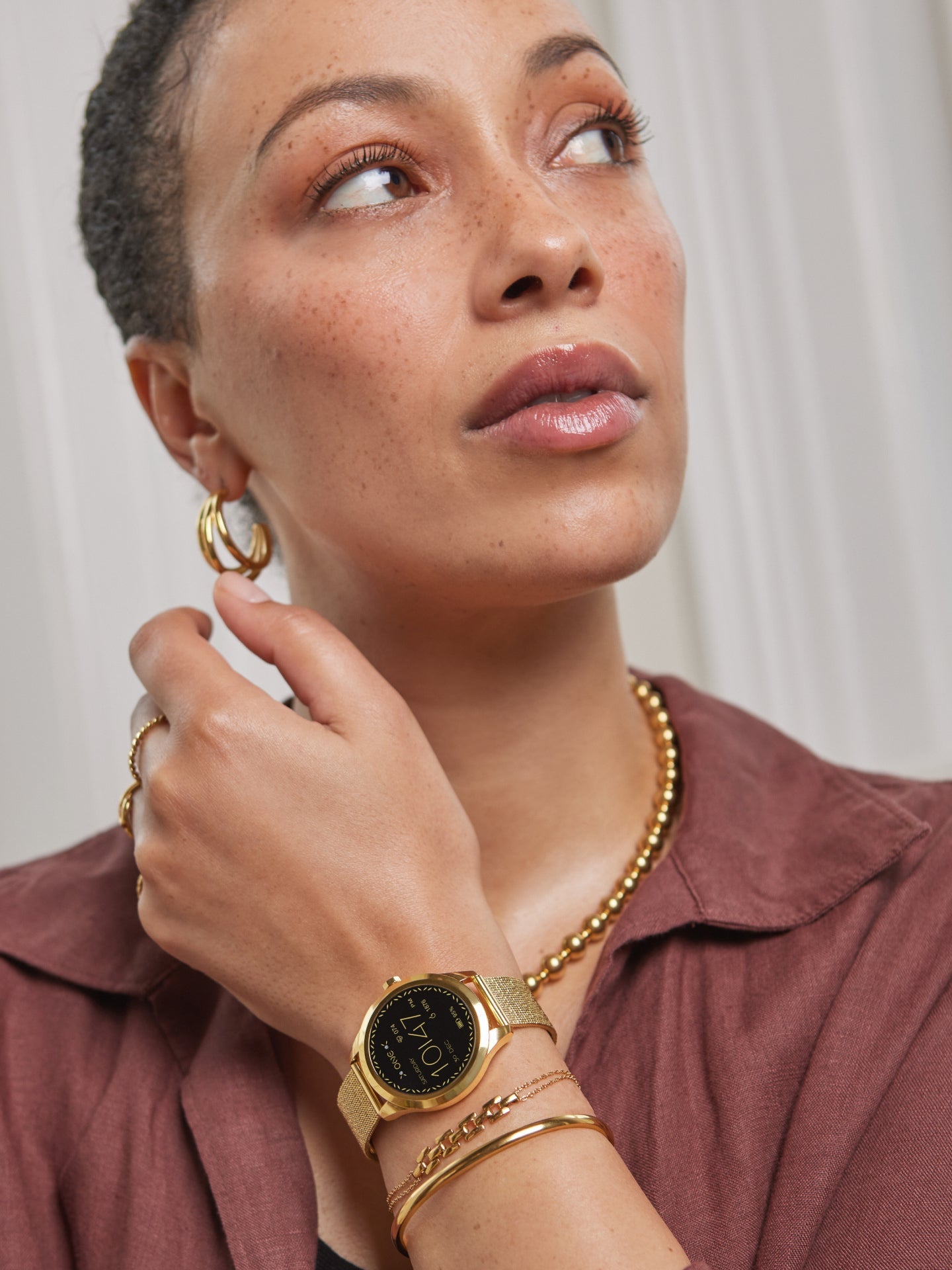 One Mini Gold Smartwatch