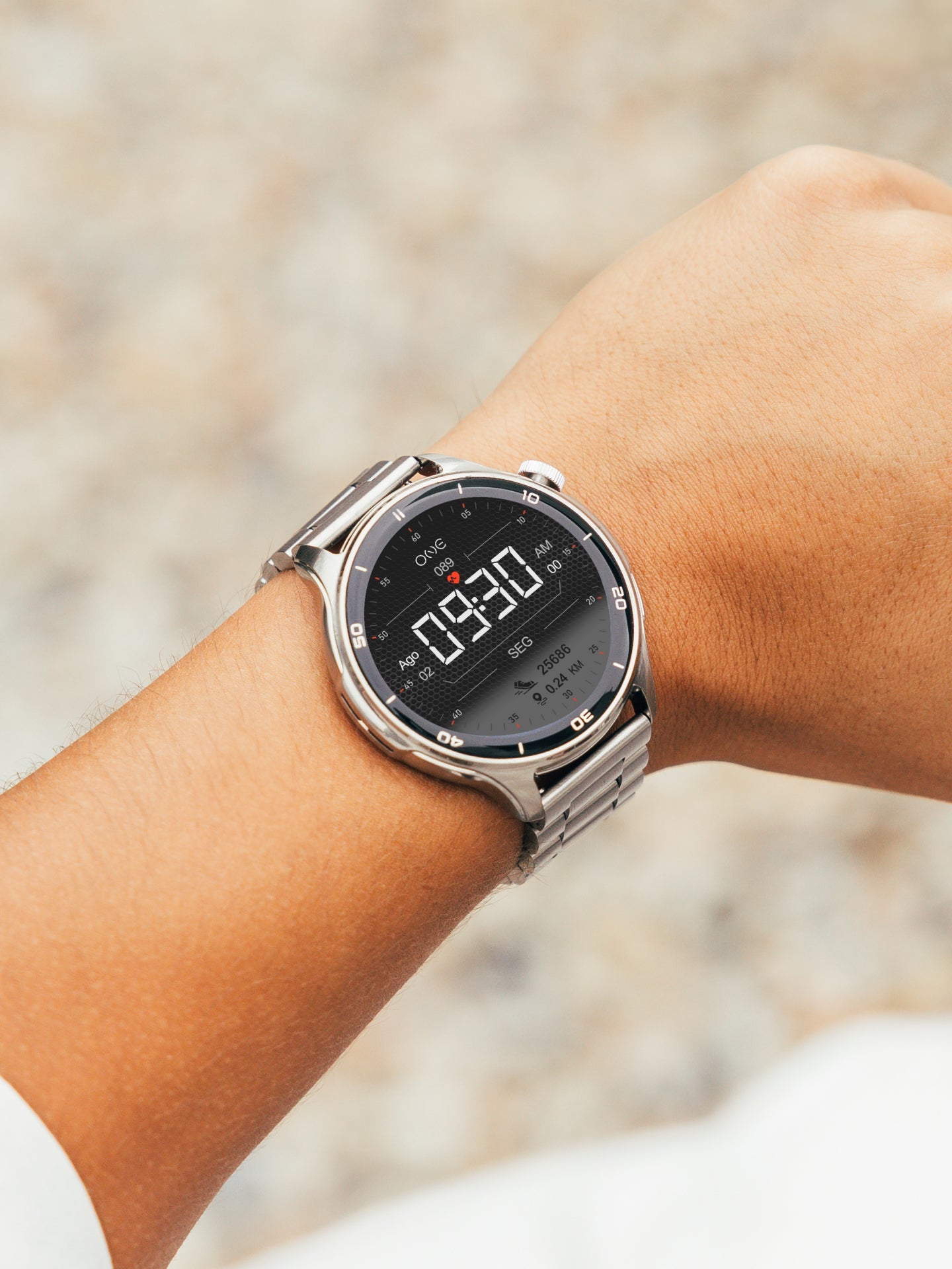 One Men Explorer GPS Silver Smartwatch